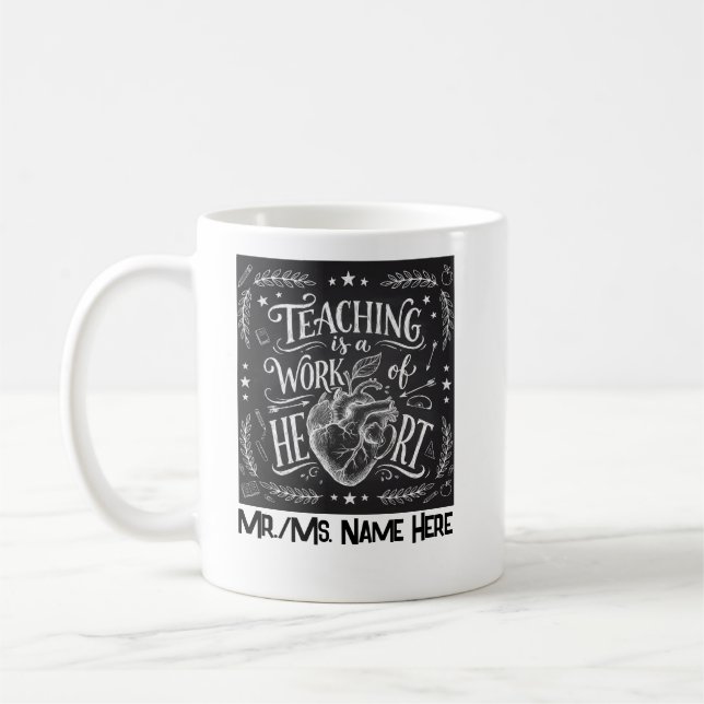 Personalized Teacher Appreciation Chalkboard Heart Kaffeetasse (Links)