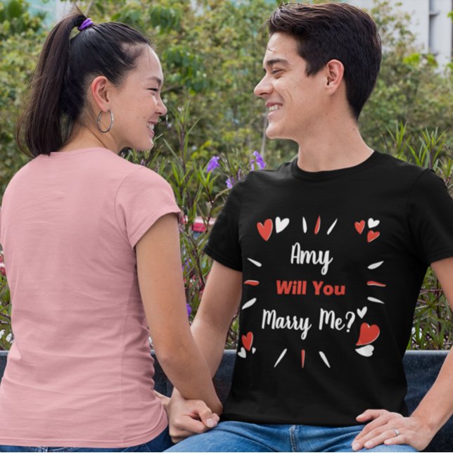 Personalized “Will You Marry Me?” Heart Design T-Shirt (Von Creator hochgeladen)