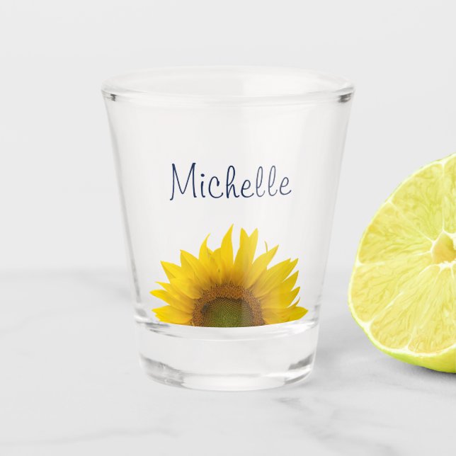 Personalized Yellow Sunflower Country Rustic Schnapsglas (Vorderseite)