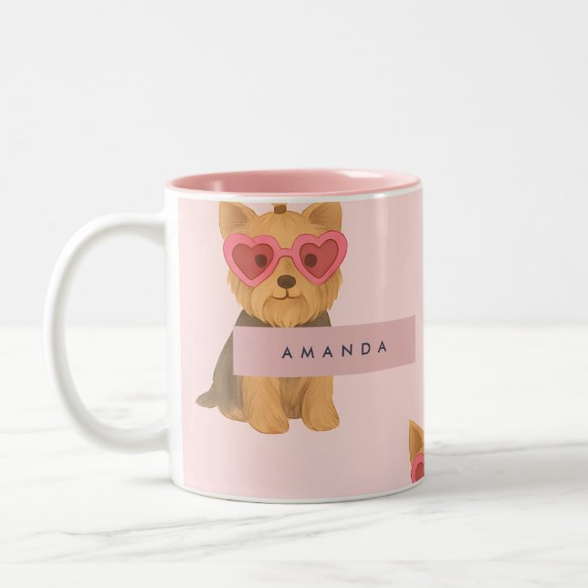 Personalized Yorkie Dog with Heart Sunglasses Zweifarbige Tasse (Links)