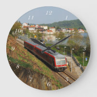 Personenzug in Herzhausen am Edersee
