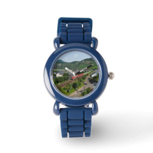 Personenzug in Neef Armbanduhr