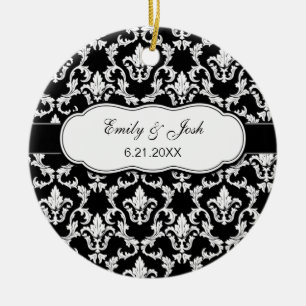 Personifizieren Sie Weiß auf schwarzer Keramik Ornament