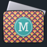 Personifizieren Sie Wellen-geometrisches Monogramm Laptopschutzhülle<br><div class="desc">Diese stilvolle mit Monogramm Laptophülse kennzeichnet ein geometrisches Muster der einzigartigen Mehrfarbenwellen. Personifizieren Sie sie, indem Sie den Placeholdertext ersetzen. Für mehr Wahlen wie, den Schriftart und ihn ist zu ändern das Größenklicken "besonders anfertigen es" Knopf. *Please Anmerkung, die das Zazzle Wasserzeichen, das in der Summenvorbetrachtung erscheint, NICHT auf dem...</div>