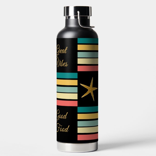 Persönlich "Just Beachy" als schwarz Trinkflasche (links)