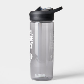 Persönlicher Folterexperte Mann Trinkflasche