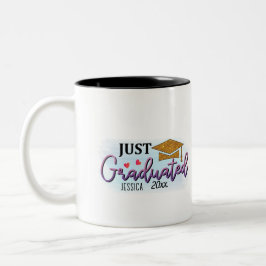 Persönlicher Name gerade graduiert 2023 Zweifarbige Tasse