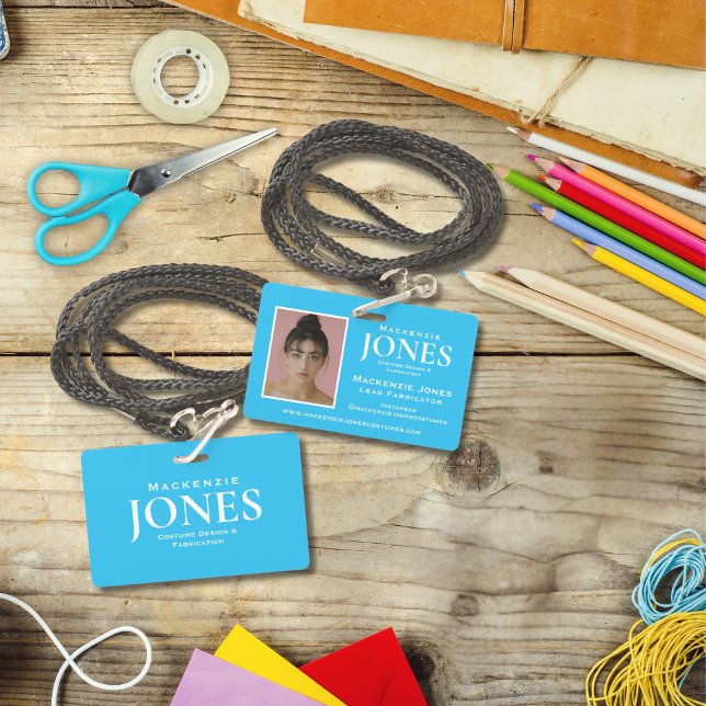 Persönliches Markenlogo Moderner Türkisangestellte Ausweis (Von Creator hochgeladen)