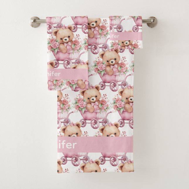 Personnalisé Nom Pink Teddy Bear Jeu de serviettes (En situation)