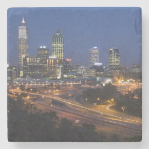 Perth, Australien. Aussicht auf die Innenstadt von Steinuntersetzer
