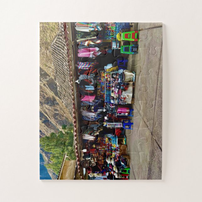 Peruvian Marketplace | Textiles & Treasures (Vertikal)