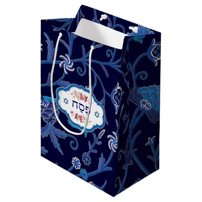 "Pesach" hebräische Mittlere Geschenktüte (Vorderseite Schrägansicht)