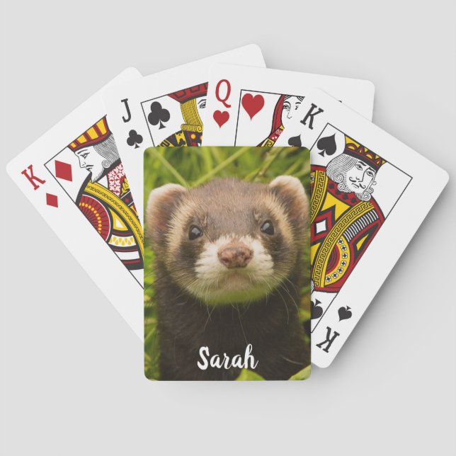 Pet Brown Bandit Ferret im Gras Spielkarten (Rückseite)
