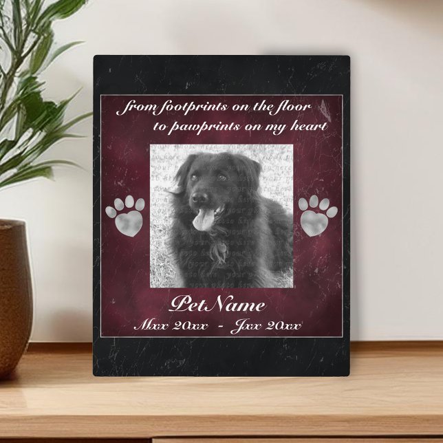 PET Memorial Red Black Marble Effect Silver Paws Fotoplatte (The Pet Memorial Red Black Marble Effect Silver Paws Plaque is a heartfelt tribute to your pet.)