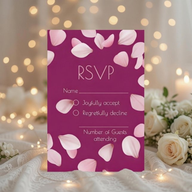 Pétales roses romantiques Mariage Carte RSVP (Créateur téléchargé)