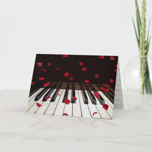 Pétales roses sur clé de piano Anniversaire Carte (Devant)