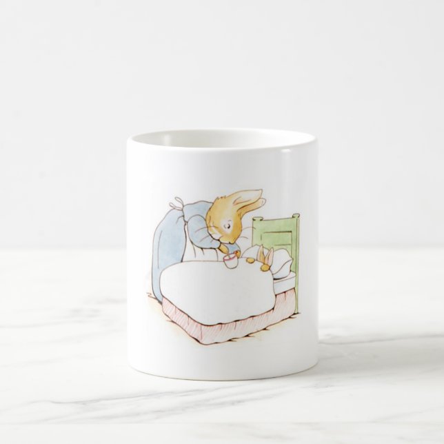 Peter Rabbit in Bed (wird von seiner Mutter Gefütt Kaffeetasse (Mittel)
