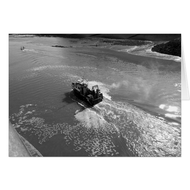 Petit chalutier de pêche, Cardiff, Pays de Galles (Devant horizontal)