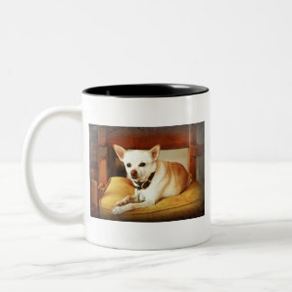 Petit Mais Puissante Mia Mug