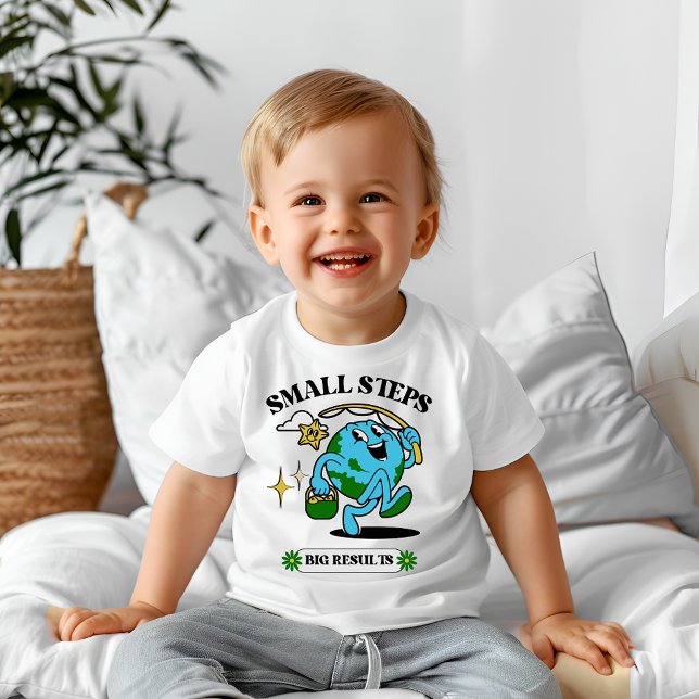 Petit pas gros résultat bébé T-shirt (Créateur téléchargé)
