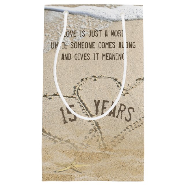 Petit Sac Cadeau 15e anniversaire Plage Coeurs et Starfish (Devant)