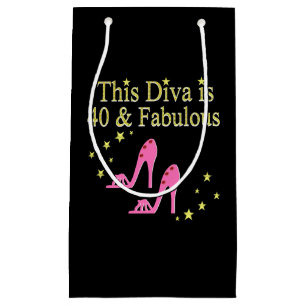PETIT SAC CADEAU 40 ET FABULEUX ROSE CHAUSSÉE REINE DESIGN