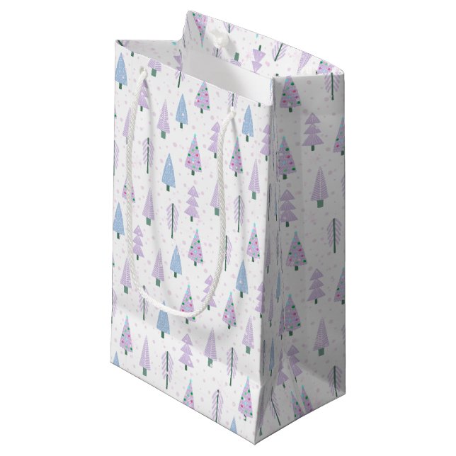 Petit Sac Cadeau Arbres de Noël modernes Lavande Bleu Blanc (Devant Angle)
