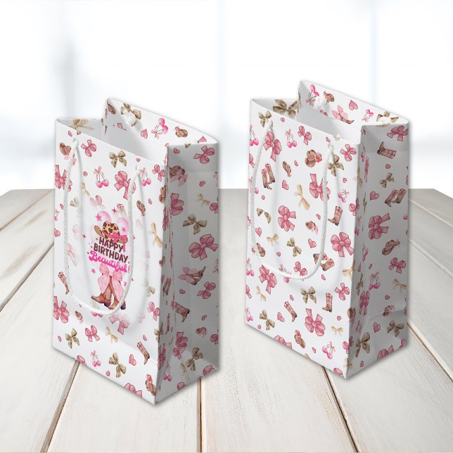 Petit Sac Cadeau Coquette coquette cow-girl rose Joyeux anniversair (Créateur téléchargé)