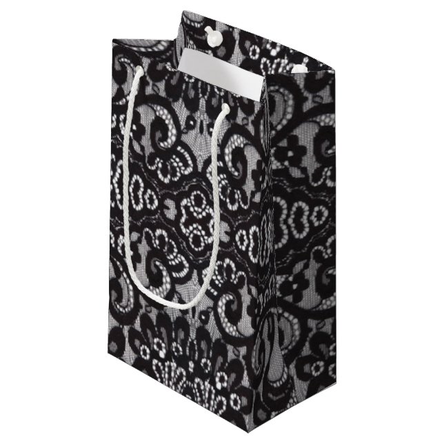 Petit Sac Cadeau dentelle noire parisienne (Devant Angle)