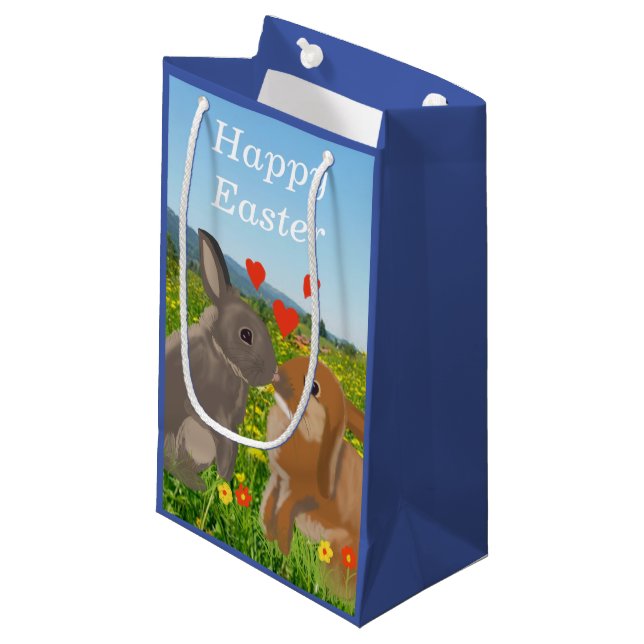 Petit Sac Cadeau Deux lapins qui s'embrassent dans une prairie fleu (Devant Angle)