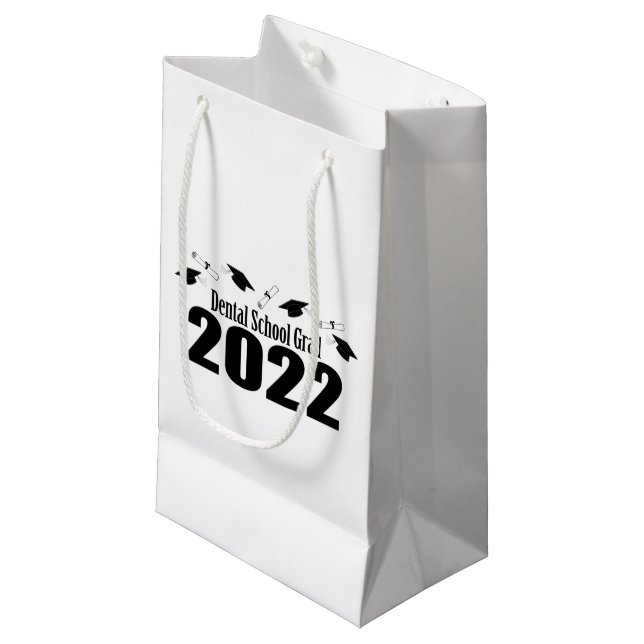 Petit Sac Cadeau École dentaire Grad 2022 Graduation (Noir) (Devant Angle)