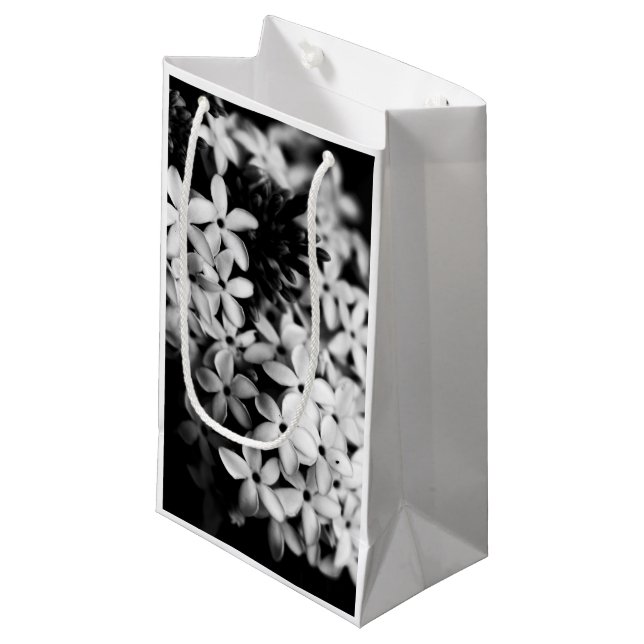 Petit Sac Cadeau Fleurs noires et blanches (Devant Angle)