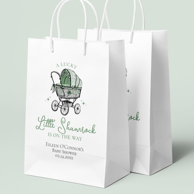 Petit Sac Cadeau Lucky Little Shamrock St patrick Baby shower (Cute Irish A Lucky Little Shamrock St Patrick's Day Baby Shower Gift Bag. Hand-Drawn Baby Carriage.)