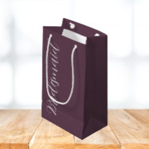 Mariage de script stylisé d'aubergine Bridesmaid