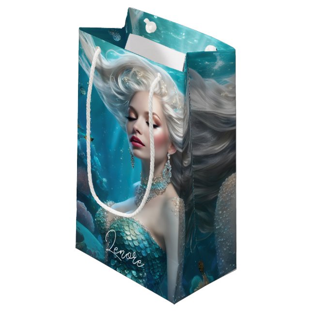 Petit Sac Cadeau Mermaid cheveux en argent Turquoise Océan (Devant Angle)
