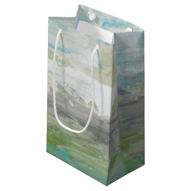 Petit Sac Cadeau Nuages Blancs Surplombant Un Beau Paysage (Devant Angle)