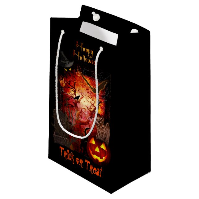 Petit Sac Cadeau Sac-cadeau d'Halloween effrayant ou de traitement (Devant Angle)