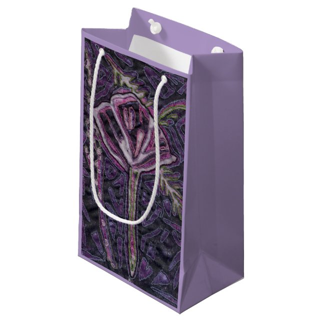 Petit Sac Cadeau Une fleur violette (Devant Angle)