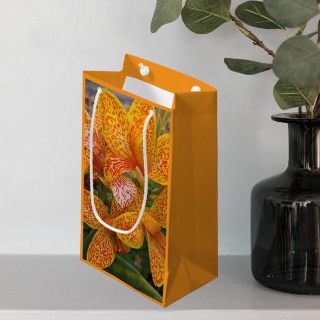 Petit Sac Cadeau Yellow Canna Lily with Red Speckles Floral (In Situ)