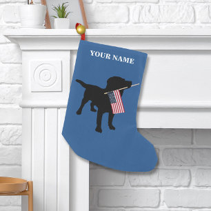 Petite Chaussette De Noël Chien noir de laboratoire avec le drapeau