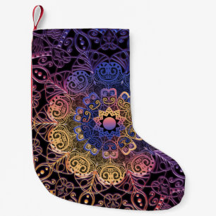Petite Chaussette De Noël Mandala violet et jaune : dessin manuel