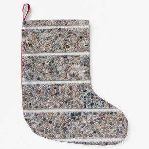 Petite Chaussette De Noël Mur de galets en béton