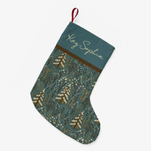Petite Chaussette De Noël Nom personnalisé sur motif d'arbres de forêt hiver