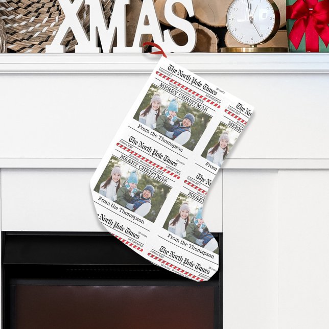 Petite Chaussette De Noël Photo mignonne Whimsical Newspaper Sucre de canne  (Cute simple whimsical newspaper print typography design.)