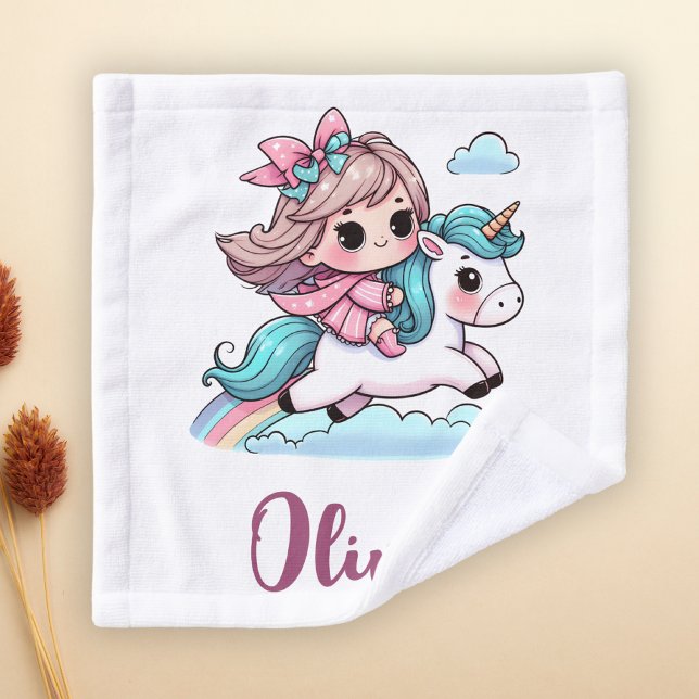 Petite fille mignonne sur Unicorn (Créateur téléchargé)