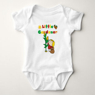 Petits T-shirts et cadeaux de jardinière de fille