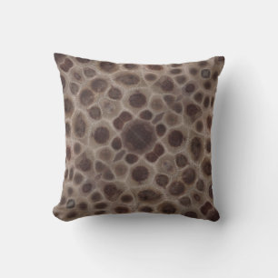 Petoskey Stone Throw Pillow Kissen