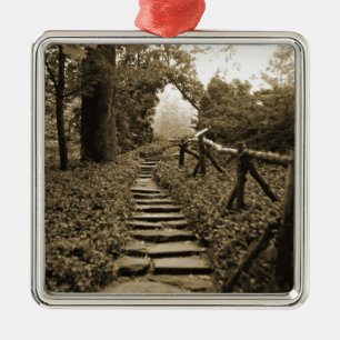 Pfad zum Licht Ornament Aus Metall