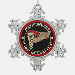 Pfadfinder-Motto Schneeflocken Zinn-Ornament