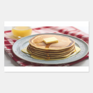 Pfannkuchen auf einem mit Sirup bedeckten Teller Rechteckiger Aufkleber